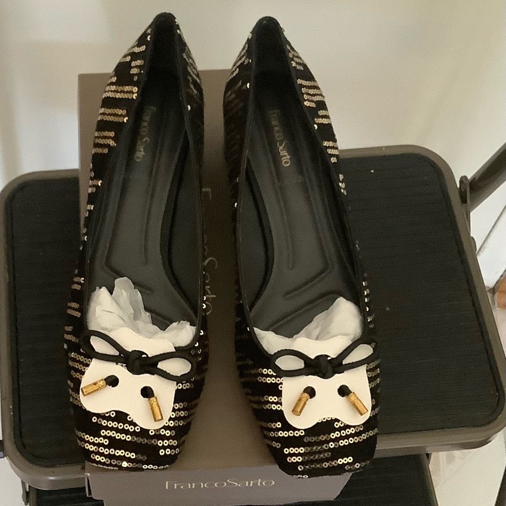 Franco Sarto Black and Gold Flats with Elegant Design